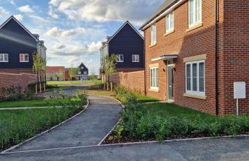 Peterborough - House - Sleeps 8 - Parking - Garden - Foto 22
