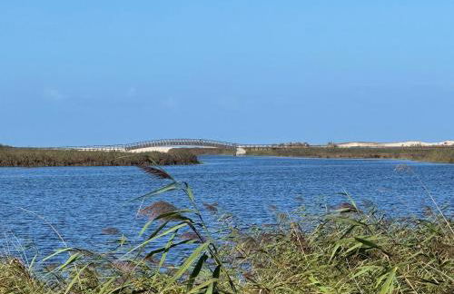 Acolhedora casa de férias T2 com espaço exterior - Foto 46