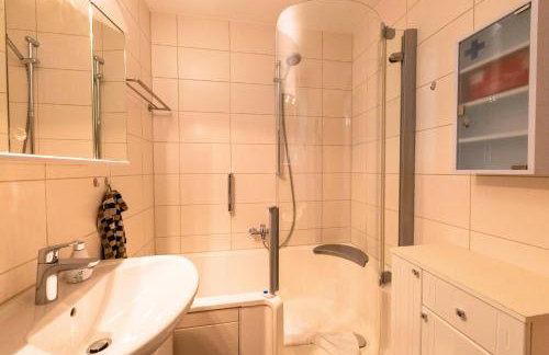 FeWo Armonie im Allgäu - Tischfußball & Dart, großer Südbalkon, gratis Erlebnisse mit Königscard - Foto 29