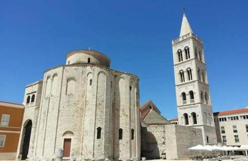 Newly built Villa MarVista with 4 bedrooms,infinity pool & stunning sea and mountain views - Photo 51