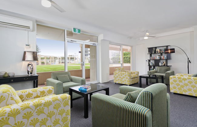 Xanadu Main Beach Resort - Photo 7