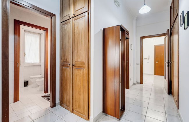 Cozy 2-Bedroom Flat with Balcony - Foto 39