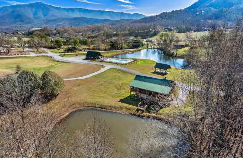 Spectacular MTNS Views with PRIVATE HOT TUB with Pool Table and Private Pond - Foto 43