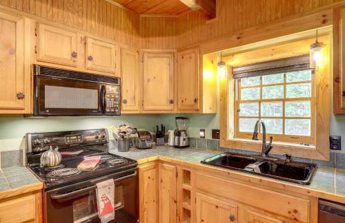 5 Mi to Dtwn Asheville Tranquil Cabin Retreat! - Foto 10