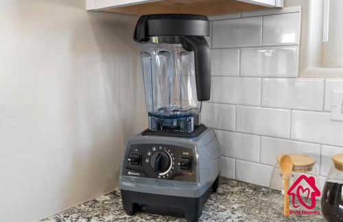 Fireside Oasis Retreat - An Irvie Home - Foto 60