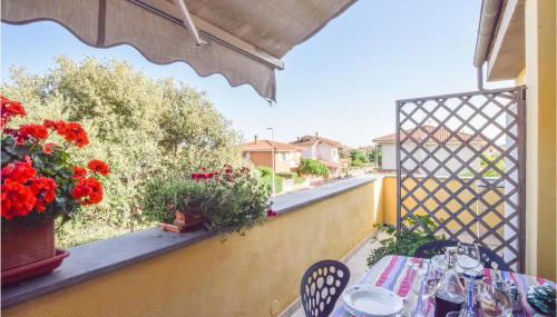 Amazing Apartment In Riola Sardo - Foto 2