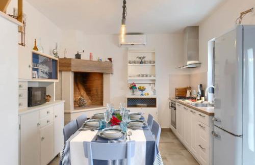 Adorable Home With Private Garden and Bubble Bath - Foto 20