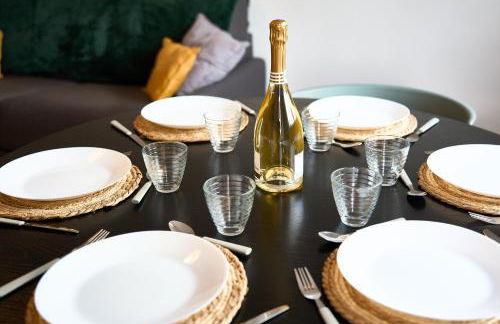 Éclat Doré Bondy Suites Free Parking - Foto 19