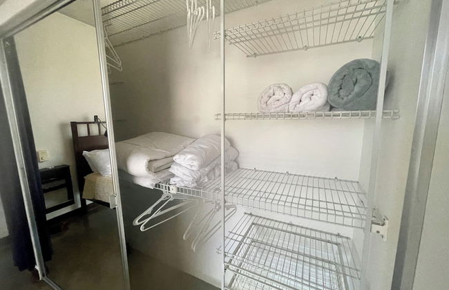 Beautiful Spacious Loft 2 Bedrooms 2 Full Baths 2 car Garage in Downtown - Foto 50