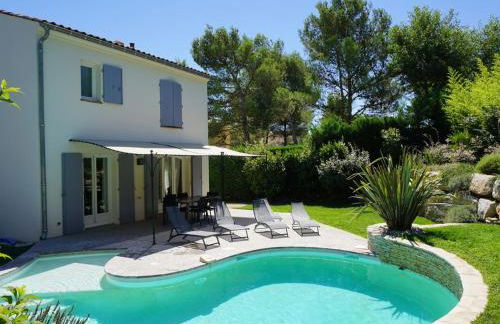 Golf de Pont Royal Villa du Lac climatisée 3 chambres Piscine chauffée Parking et Garage - Foto 1