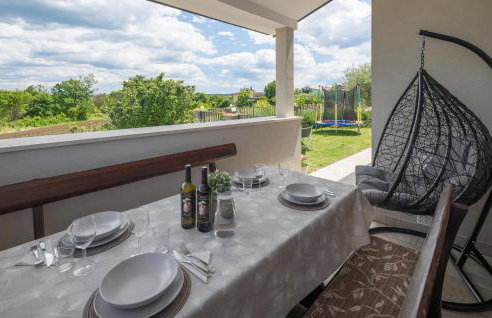 4 Bedroom Gorgeous Home In Nova Vas - Foto 24