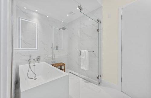 2BR 2BA condo with ocean views in Luxury Resort Amrit - Photo 23