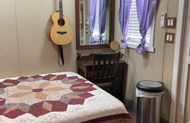 Tiny Tiny Bunkhouse - Foto 1