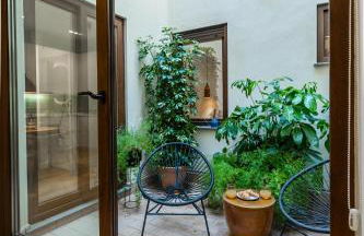Los Patios de Feria - Secret Garden - Photo 13