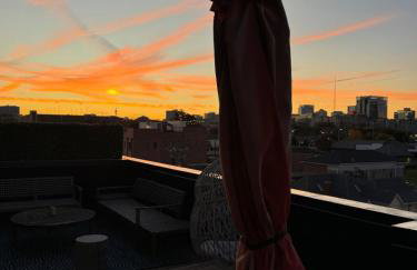 Muse- Morgan Wallen Speakeasy and Giant Balcony - Foto 50