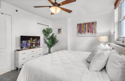 Best views, 2 balconies, 2 bedrooms, pool, gym, parking - Foto 20