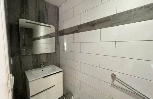 Villa moderne à Soustons avec piscine chauffée, 3 chambres et cuisine extérieure, animaux acceptés - FR-1-379-167 - Foto 11