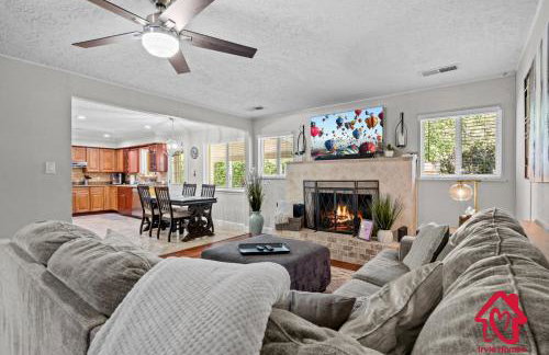 San Gabriel Stunner - An Irvie Home - Photo 1