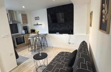 COCON Cosy - Free Parking - City Center - Foto 13