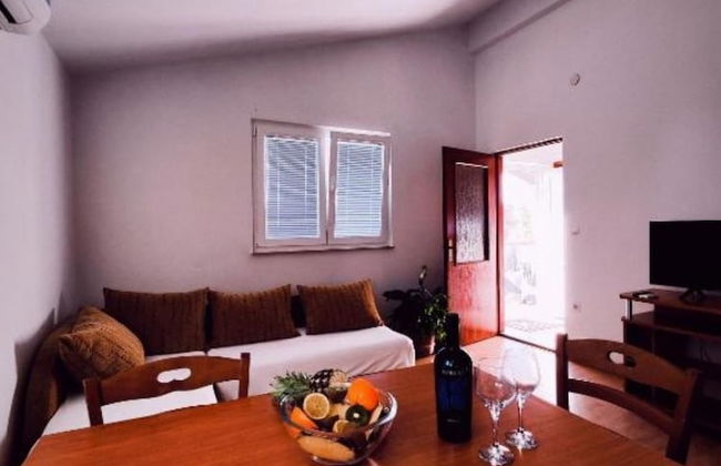 Vesna - With Pool - A2 - Photo 5