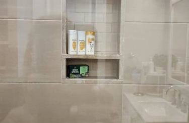 Spacious 1 Bed ADU in Encino, Home Away from Home - Foto 29