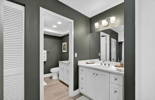 Caddyshack Golf themed Condo! 15 mins to beach&PBI - Foto 4