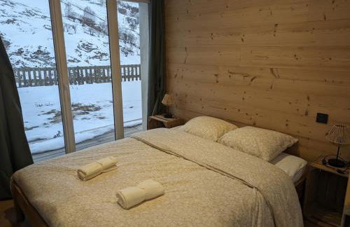 Chazelet - Avec terrasse et jardin - Photo 15