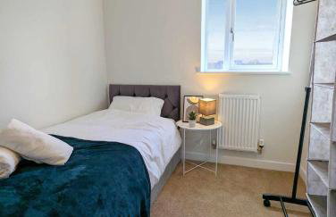 3-Bed, Sleeps 5, 3 Bath, Parking, WiFi - Foto 16