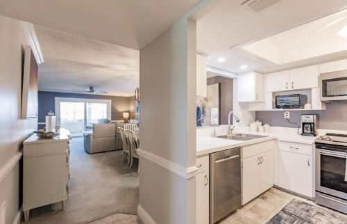 1055-805 8th Floor Condo with Abundant Light - Foto 9