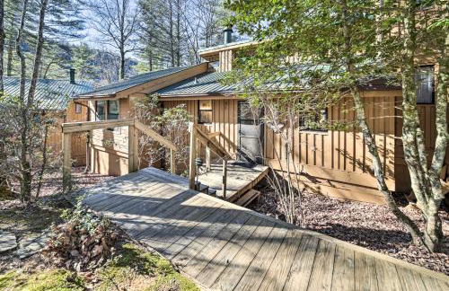 Sapphire Home with Grill and Pool Access - Foto 27