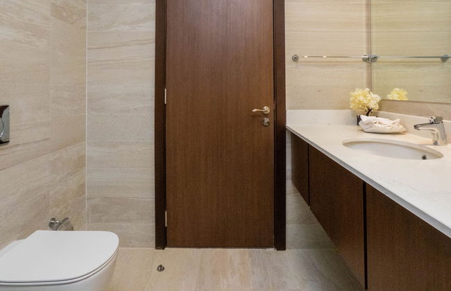 Stylish 1BR Apartment in Al Barsha Dubai - Photo 15