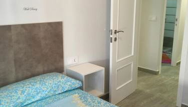 Apartment near Arts & Science - Photo 5