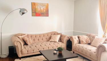 Charming 4BR 4BA Townhouse In Annandale, VA - Foto 5