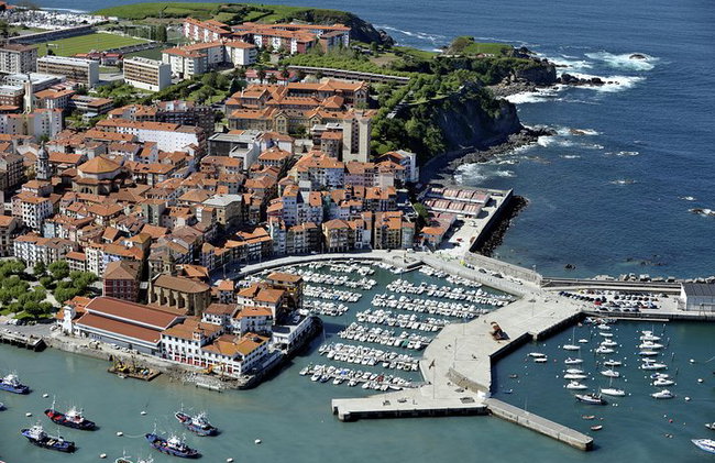 Walking Route San Juan De Gaztelugatze, Bermeo & Gernika - Photo 5