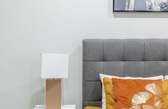 GLOBALSTAY. Fancy Downtown Apartments - Photo 8