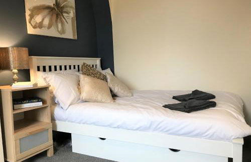 Welcoming Spacious 2-bedroom House in St Helens - Foto 8