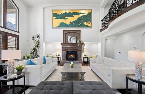 Olympus Luxury - Prime Location - HotTub, Theater and More - Foto 13