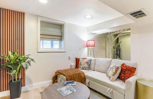 7even Clouds Éclair- Cozy basement nest near NE DC - Foto 22