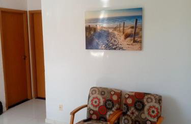 Apartamento completo em condomínio com piscina próximo a praia - Photo 1