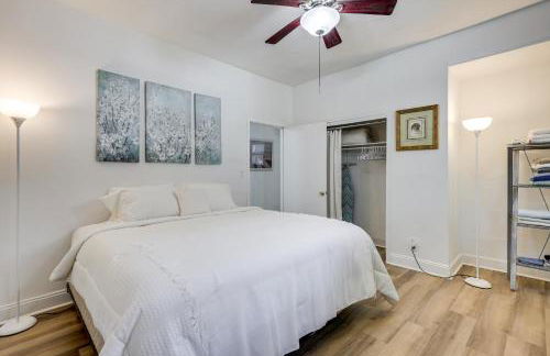 Walk to Food and Art Condo in Historic Riverside - Foto 13