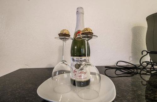 Private Oasis with Pool - Foto 10