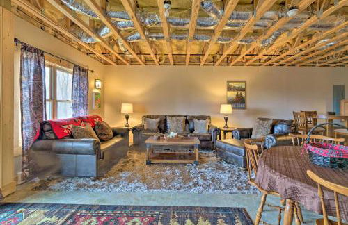 Blue Ridge Mountain Gem with Deck and Community Perks - Foto 12