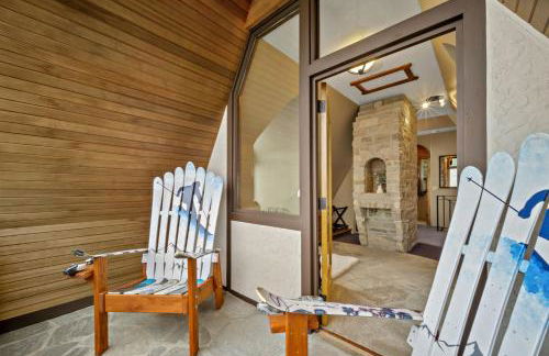 Ski-In Ski-Out Schweitzer Winter Chalet with Hot Tub - Foto 34