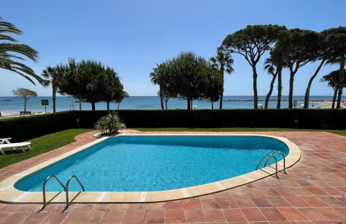 Myhost la Dorada frente al mar - Photo 19