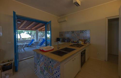 Ustica Mari e Carlo Contrada Ogliastrello - Foto 24