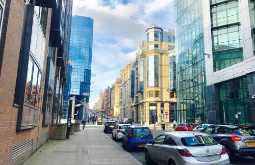 Glasgow City Centre Flat with River Views and Parking - Foto 8