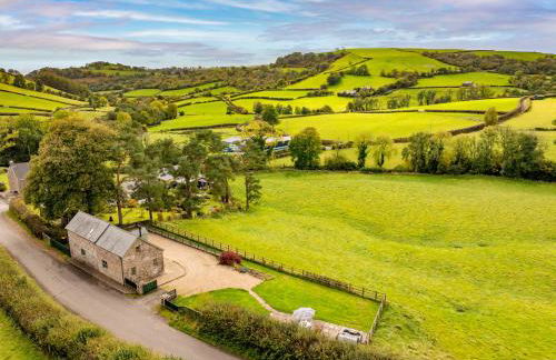 Waun Yscir Rural escape in the Brecon Beacons - Photo 1