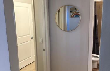 Mid-City Charm 2BR Near LAs Hotspots! - Foto 27