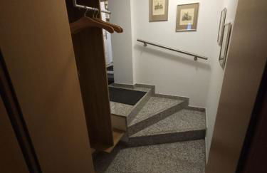 FeWo Monarchenhügel in Seenähe, Garten, Terrasse, Carport mit Wallbox - Foto 3