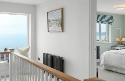 Luxury seaside home - 5 mins walk to beach - hot tub - Foto 40